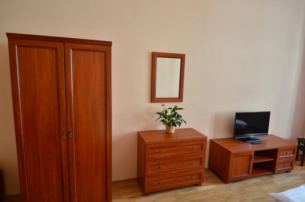 Penzión pre hostí Karlova 3*